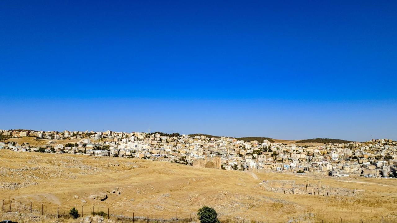 ジャラシュ Full Panorama Jerash Bed & Breakfast エクステリア 写真